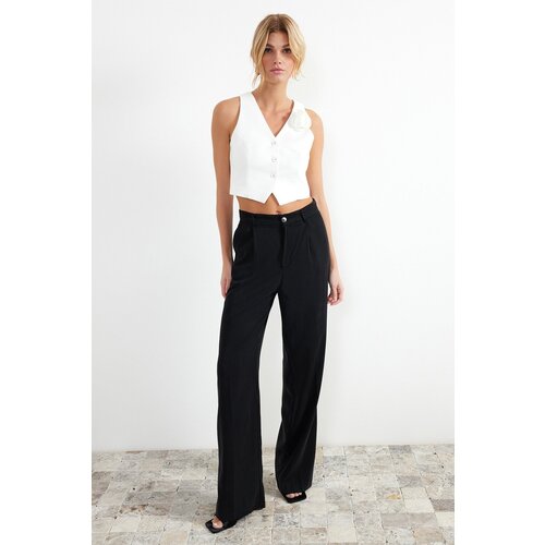 Trendyol Ecru Fitted Rose Detailed Woven Vest Cijene