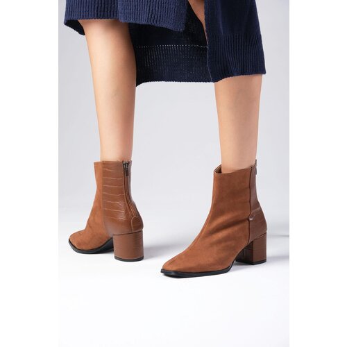 Mio Gusto Bianca Brown Suede and Crocodile Pattern Combination Blunt Toe Women's Short Heeled Boots Cene