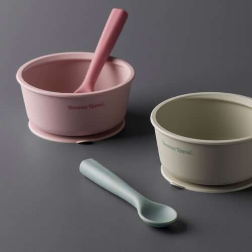 Tommee Tippee EasiStick&amp;trade; Silicone Bowl &amp;amp; Spoon silikonska zdjelica s vakuumskim držačem 4m+ Pink 1 kom Slike