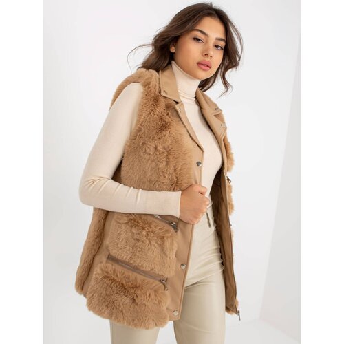 Fashion Hunters Women&amp;#039;s camel vest made of eco leather with fur Slike