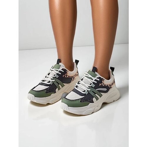 Resti Women's sporty sneakers on a thicker sole Aimo Cene