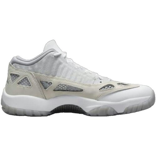 Nike Modne superge Air Jordan 11 Low Kostanjeva Cene