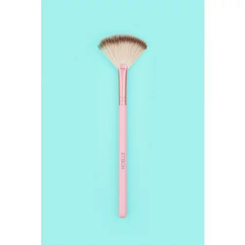 NOELLE Brush čopič za osvetljevalec - Highlighter Brush - Makeup Brush No.05