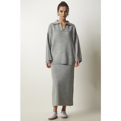  Women's Gray Polo Neck Stylish Knitwear Sweater Skirt Suit Cene