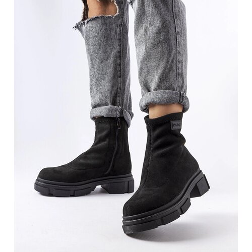 Gemre Black insulated suede ankle boots Inge Cene