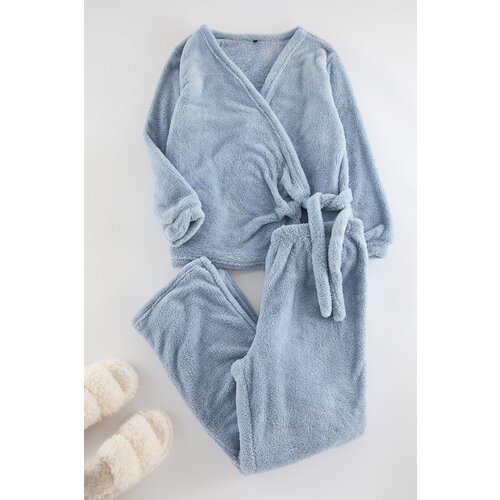Trendyol Curve Light Blue Double Breasted Wellsoft/Plush Knitted Pajama Set Slike