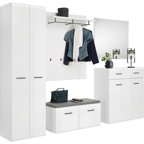 Hom`in Garderobni Panel Avanti, Bela Slike