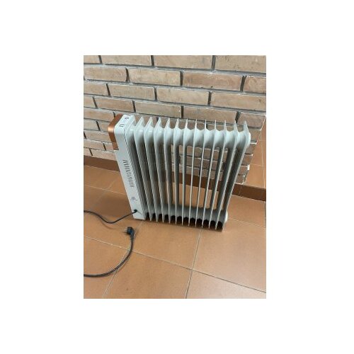 Fox uljani radijator HY-13 snaga 2900W/ 13 rebara outlet Cene