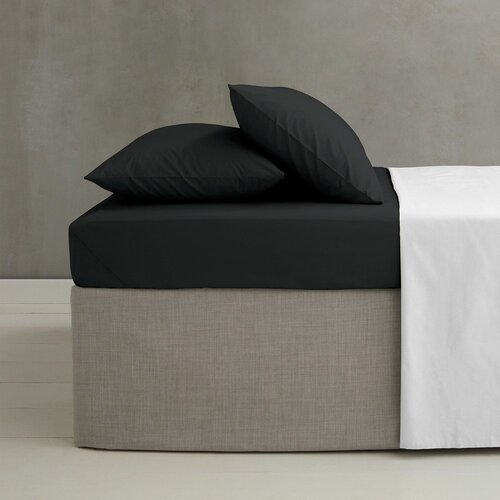 Catherine Lansfield Crna plahta s gumom od perkala 90x190 cm Easy Iron Percale &amp;ndash; Slike