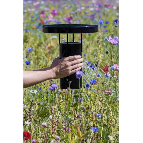H&amp;uuml;bsch Črna LED zatemnitvena namizna svetilka s kovinskim senčilom (vi&amp;scaron;ina 28 cm) BringMe &amp;ndash; Slike