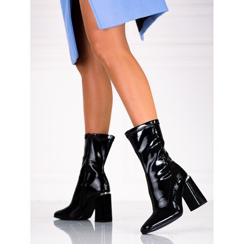 SHELOVET Women&amp;#039;s high ankle boots on the post made of patent leather Slike