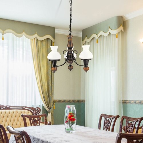  Lusteri - Petronel Slike