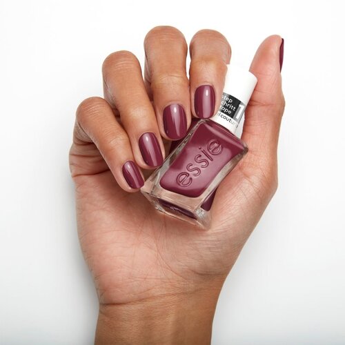 Essie gel couture 2.0 lak za nohte z gel učinkom odtenek 523 not what it seams 13,5 ml Slike
