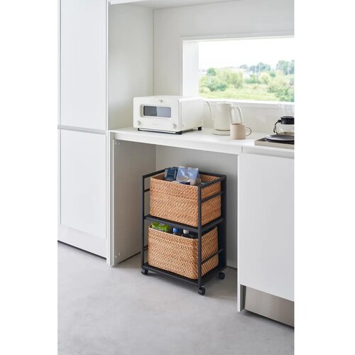 YAMAZAKI Črn kovinski regal na kole&amp;scaron;čkih 42x60 cm Tower &amp;ndash; Slike
