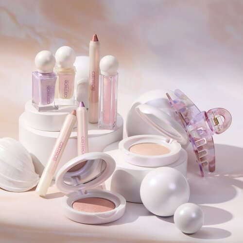Catrice PEARLFECTION intenzivna senčila za oči v paličici odtenek 02 Pearl Glaze g Cene