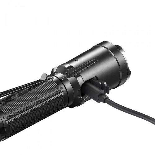 Klarus XT21C Slike