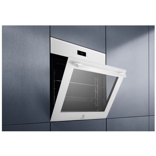 Electrolux EOE8P39WV SenseCook ugradbena pećnica Slike