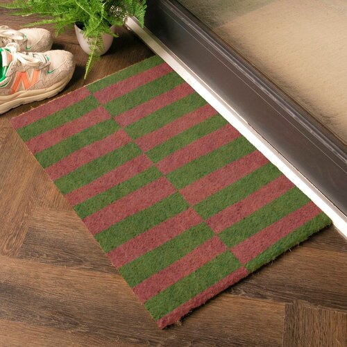 Artsy Doormats Predpražnik iz kokosovih vlaken 40x60 cm Pink &amp;amp; Green Half Stripes &amp;ndash; Slike