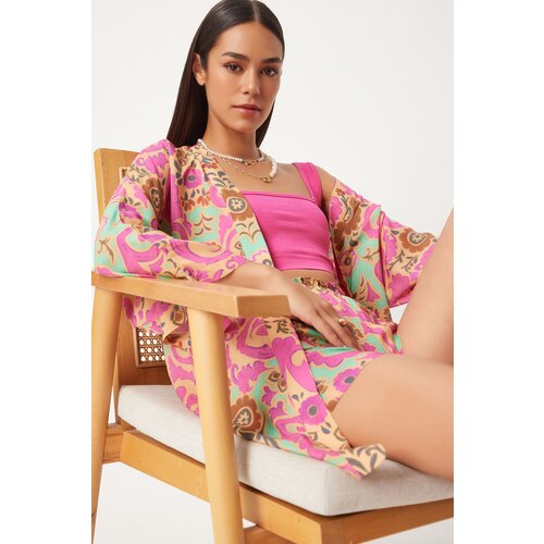 Happiness İstanbul Women&amp;#039;s Beige Pink Patterned Viscose Kimono Shorts Set Slike