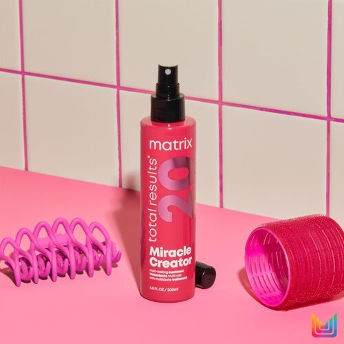 Matrix Miracle Creator vi&amp;scaron;enamenski sprej 190ml Slike