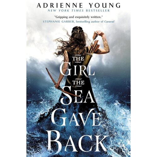 Titan Books Adrienne Young - The Girl the Sea Gave Back Cene