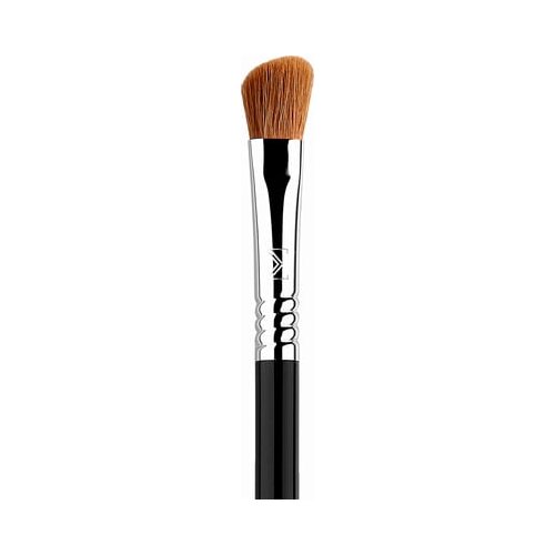 Sigma Beauty E70 - Medium Angled Shading Brush Cene
