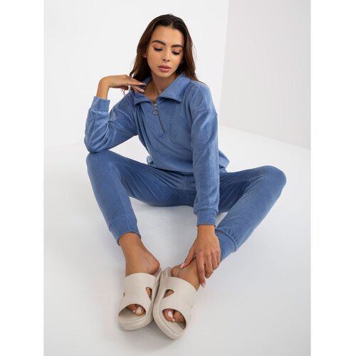 Fashion Hunters Blue, warm velor pajamas with a sweatshirt Cene