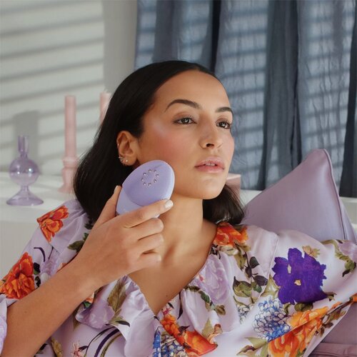 Foreo Luna&amp;trade; 3 Plus sonični uređaj za či&amp;scaron;ćenje s termofunkcijom za učvr&amp;scaron;ćujuću masažu osjetljiva koža lica Slike