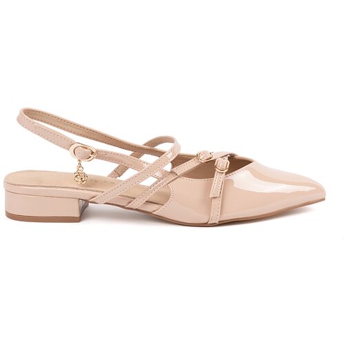 GOODIN Beige patent leather pumps with gold accessories Cene