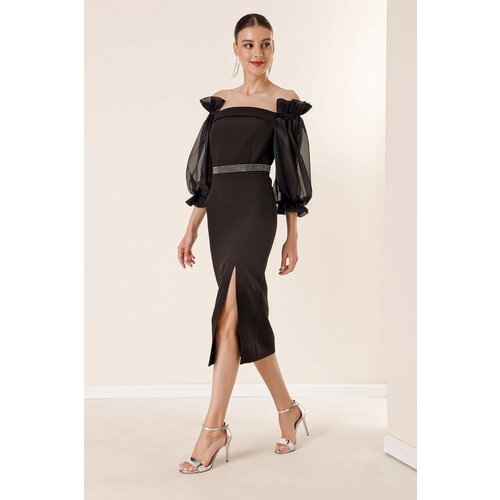 By Saygı Square Collar Organza with a slit in the front and a belted waist dress in Black. Cene