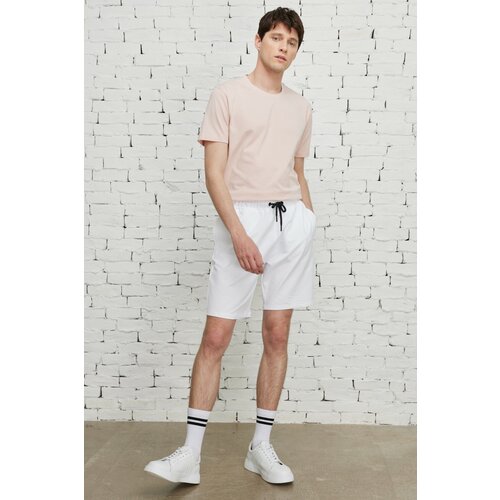 AC&Co / Altınyıldız Classics Men's White Standard Fit Regular Fit Cotton Stretchy Knitted Shorts Slike