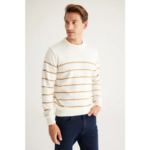 AC&Co / Altınyıldız Classics Men's Ecru-caramel Standard Fit Normal Cut Crew Neck Striped Knitwear Sweater.