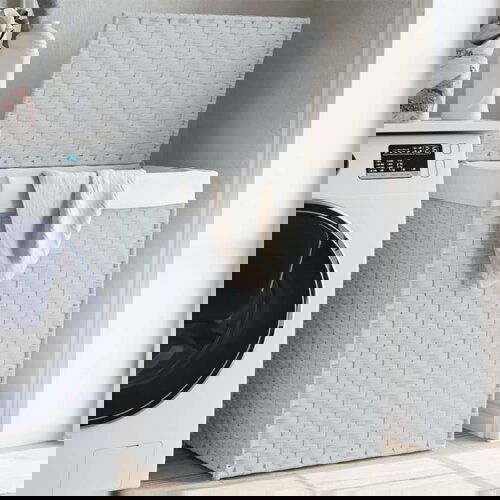 VidaXL Ko&amp;scaron;ara za rublje s poklopcem bijela 46x33x60 cm od poliratana Slike