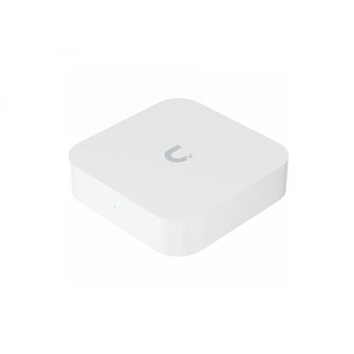 Ubiquiti Gateway Lite; Up to 10x routing performance increase over USG; Managed with a CloudKey, Official UniFi Hosting, or UniFi Network Server; (1) GbE WAN port; (1) GbE LAN port; Compact footprint; USB-C powered (adapter included); Managed with UniFi Network 8.0.7 and later. Cene