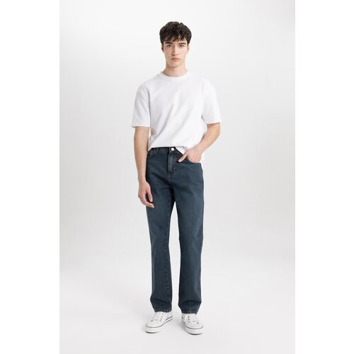 Defacto Straight Fit Regular Fit Normal Waist Tube Cuff Jeans Cene