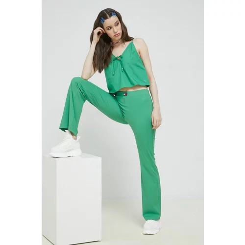 Tommy Jeans Pamučna majica za žene, boja: zelena, glatka