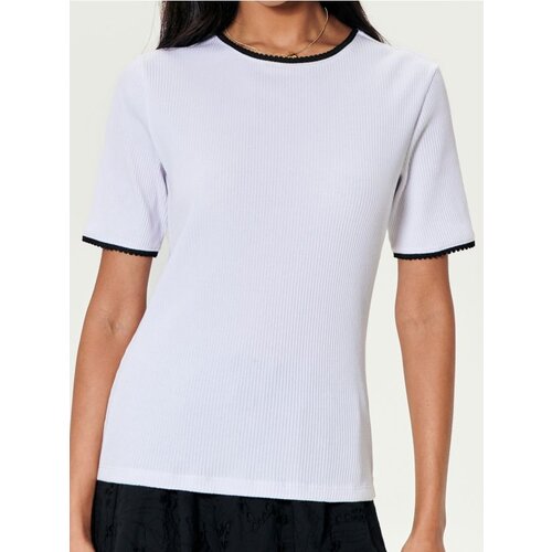 Sinsay Bluza s kontrastnim porubom Slike