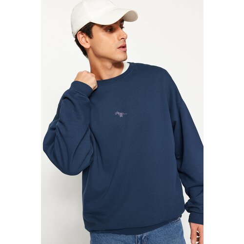 Trendyol Indigo Men's Oversize/Wide-Fit Crew Neck Fleece Dinosaur Embroidery Sweatshirt. Slike