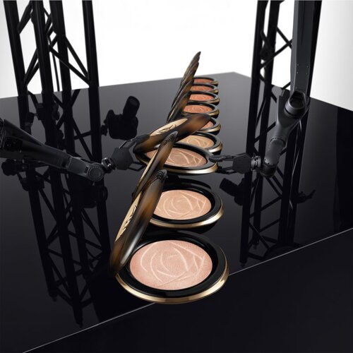 Lanc&amp;ocirc;me Teint Idole Ultra Wear Serum Highlighter osvetljevalec z vitaminom C odtenek Deep Glow 03 10 g Slike