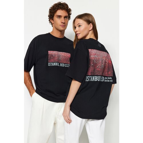 Trendyol Black Unisex Oversize Devrim Erbil Printed Knitted T-Shirt Cene