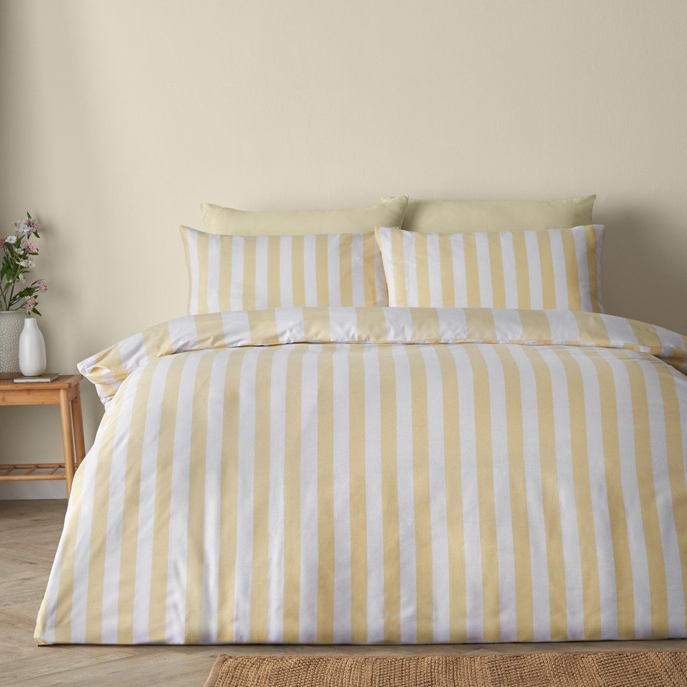 Catherine Lansfield Žuta 3-dijelna posteljina za bračni krevet 200x200 cm Cove Stripe &amp;ndash; Slike