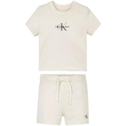Calvin Klein Jeans Vetrovke - Bež Cene