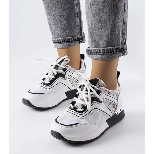 D/CEO White trainers Justar Cijene