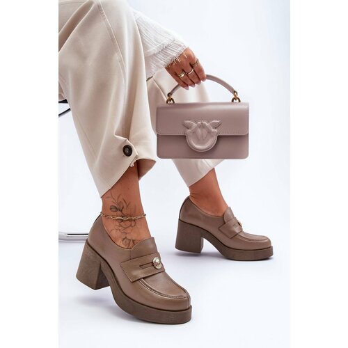 Kesi Women's leather shoes on a pillar of dark brown Dunadia Slike