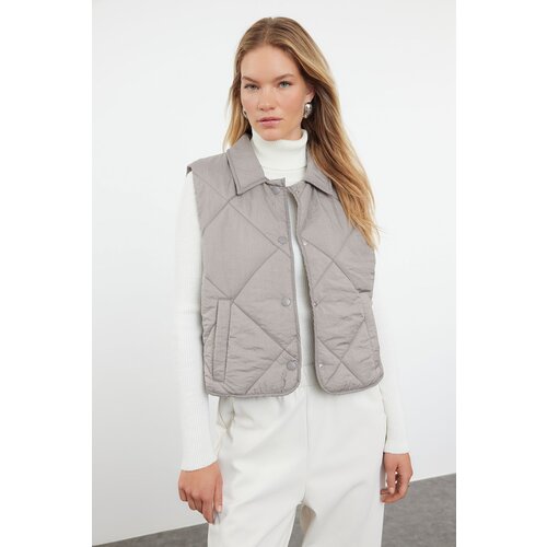 Trendyol mink regular stitching detailed quilted puffer vest Cene