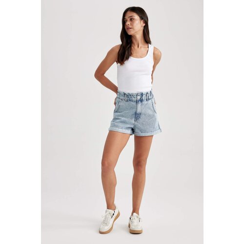 Defacto Paperbag Fit Paperbag Waist Folded Leg Short Cene