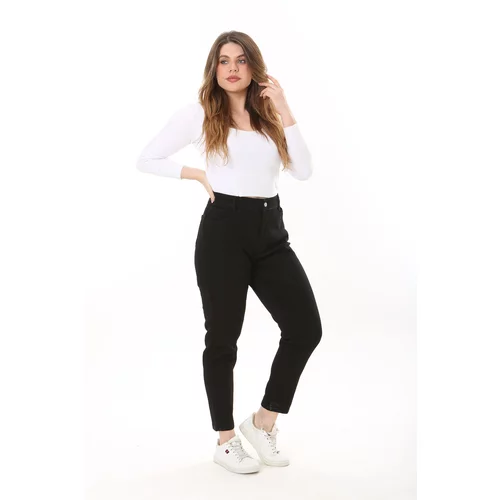 Şans Women's Plus Size Black 5-Pocket Lycra Jeans