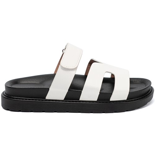 Shelvt Comfortable white platform flip-flops Cene