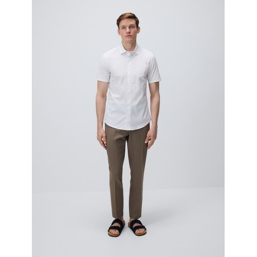 Reserved Super slim fit ko&scaron;ulja s visokim udjelom pamuka - bijela Cijene