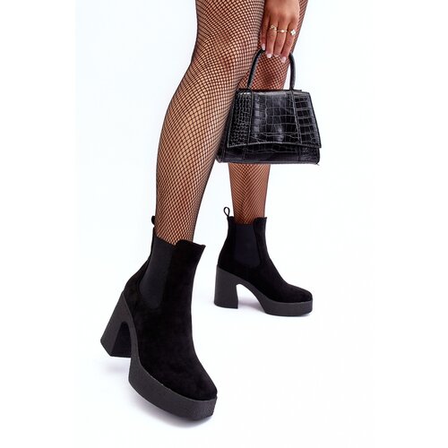 Boto Leather Boots On A Massive Heel Black Sunilda Cene